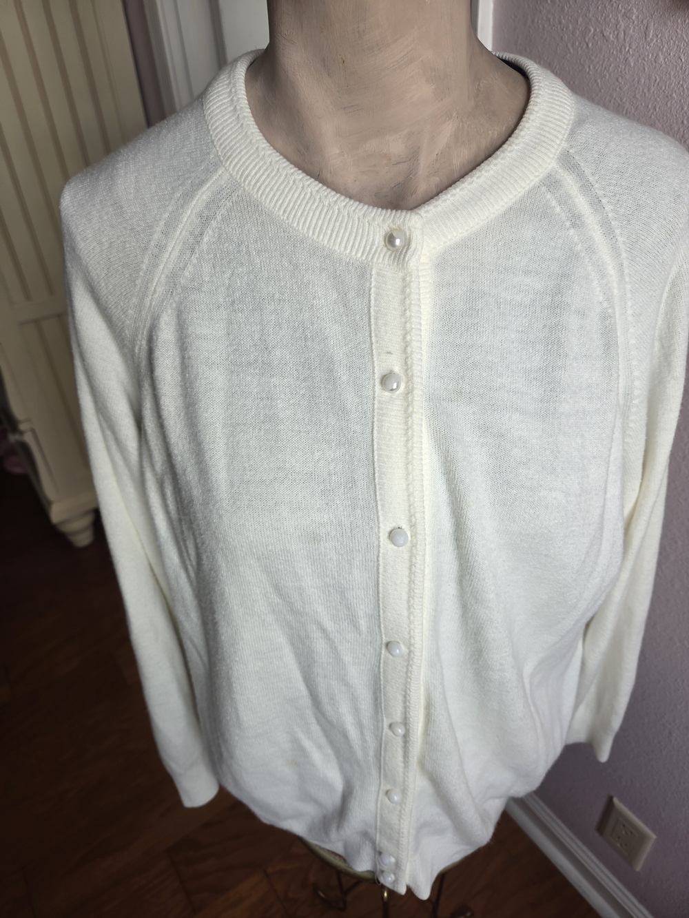 Classic Vintage Women's Cream Cardigan Sweater